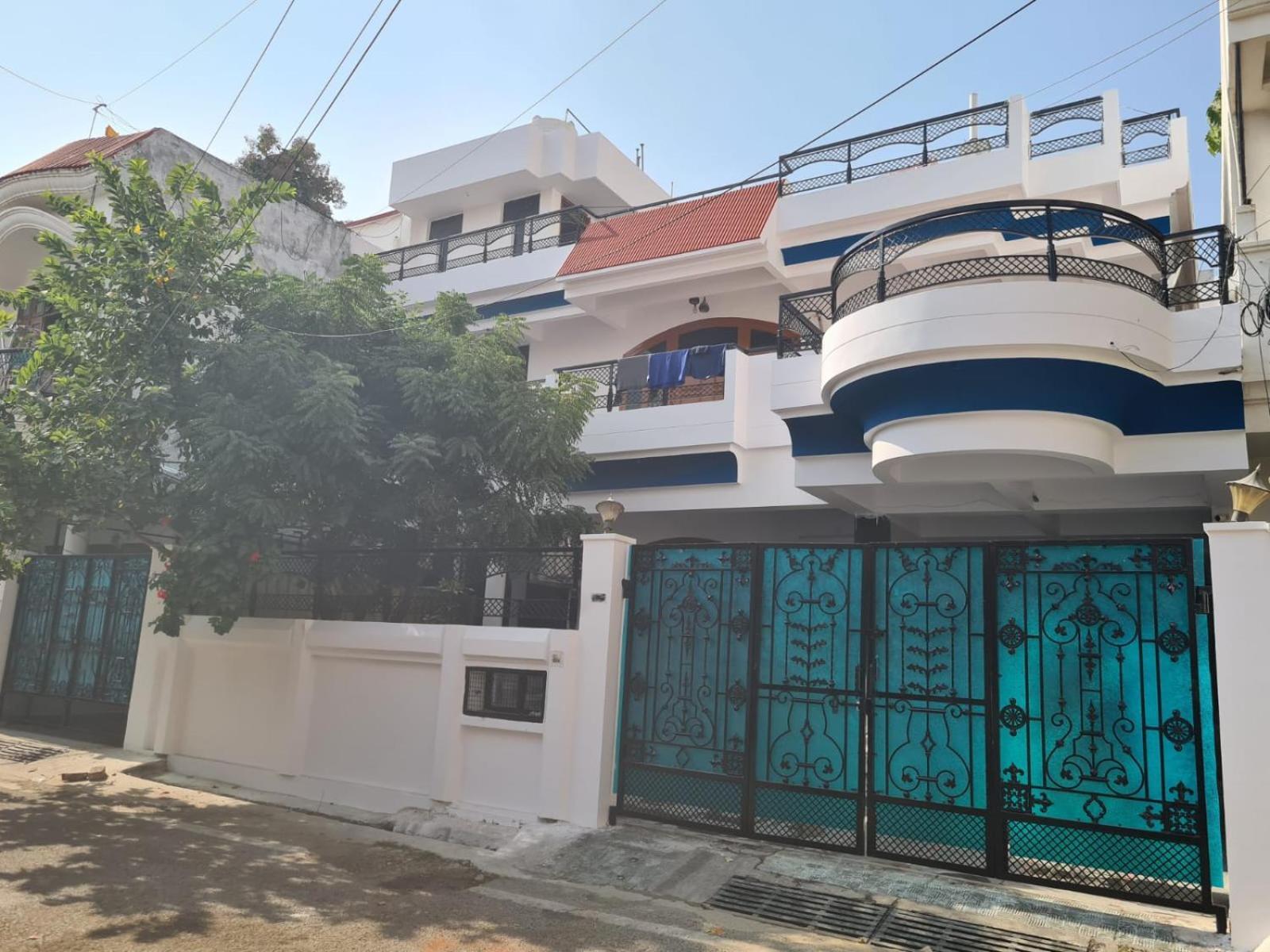 Mishra'S Bungalow Hotel Prayagraj Exterior photo